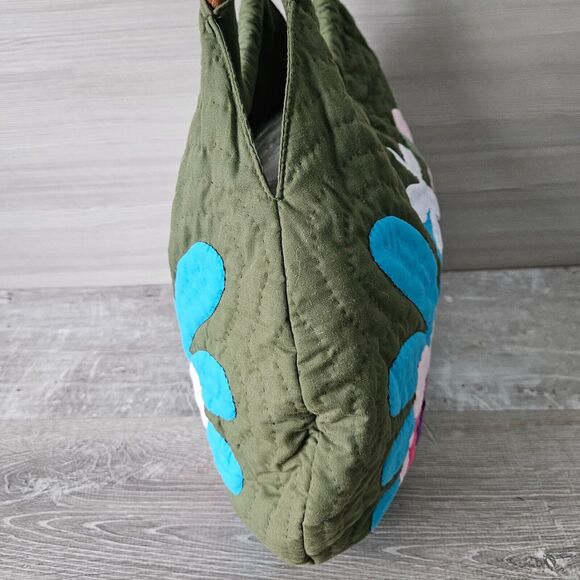 RT Import Boho Multicolor Hawaii Tropical Floral Purse Wood Handle Quilted Bag - Picture 4 of 16